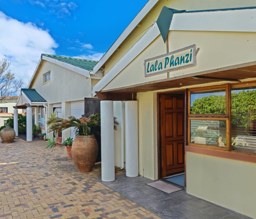 5 Bedroom Property for Sale in Perlemoenbaai Western Cape
